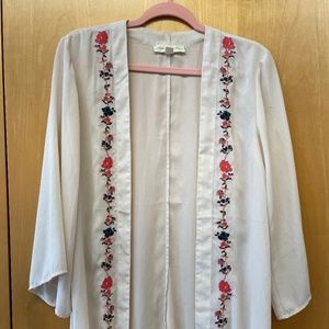 Staring At Stars open front fringe top. Size medium